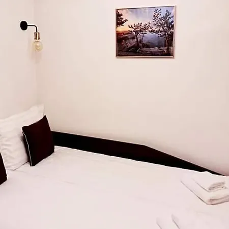 빌라 пауновата къща *