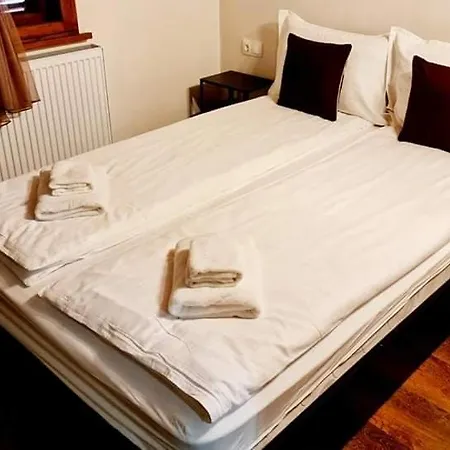 пауновата къща *